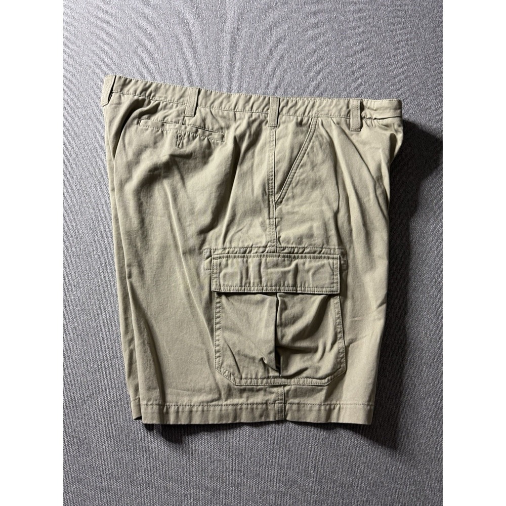 Croft and Barrow Men's Khaki  Cargo Utility Shorts size  42 Beige  Cotton, Camp